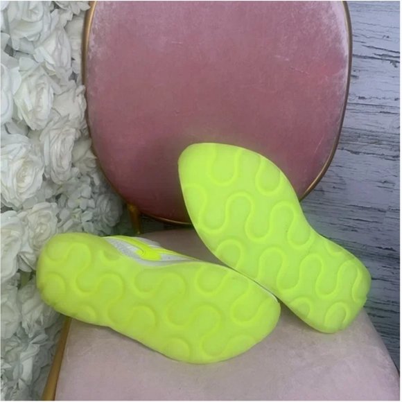 STELLA MCCARTNEY Eclypse Neon Yellow Neoprene Sneakers - Picture 6 of 6